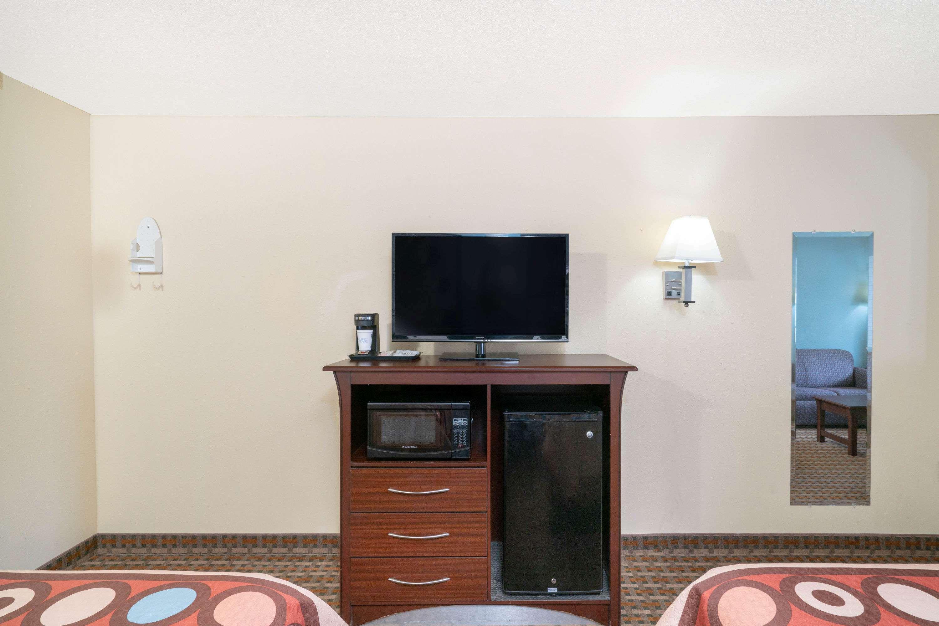 Super 8 By Wyndham North Little Rock/Mccain Motel Buitenkant foto